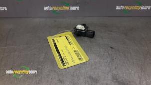 Used Airbag sensor Ford B-Max (JK8) 1.0 EcoBoost 12V 120 Price € 10,00 Margin scheme offered by Autorecycling Joure B.V.