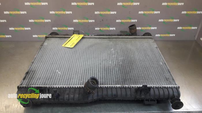 Usagé Radiateur Ford B-Max (JK8) 1.0 EcoBoost 12V 120 Prix € 45,00 Règlement à la marge proposé par Autorecycling Joure B.V.