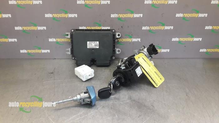 Used Engine management computer Opel Agila (B) 1.0 12V Price € 100,00 Margin scheme offered by Autorecycling Joure B.V.
