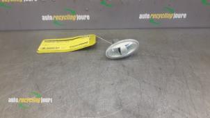Used Front wing indicator, right Citroen Berlingo 1.6 Hdi 90 Phase 2 Price € 5,00 Margin scheme offered by Autorecycling Joure B.V.