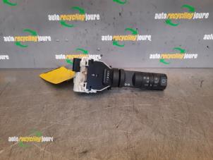 Used Indicator switch Nissan Navara (D40) 2.5 dCi 16V 4x4 Price € 25,00 Margin scheme offered by Autorecycling Joure B.V.