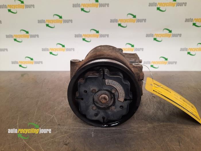 Used Air conditioning pump Seat Ibiza III (6L1) 1.4 16V 75 Price € 24,99 Margin scheme offered by Autorecycling Joure B.V.