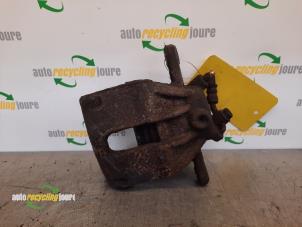 Used Front brake calliper, right Nissan Micra (K12) 1.4 16V Price € 20,00 Margin scheme offered by Autorecycling Joure B.V.
