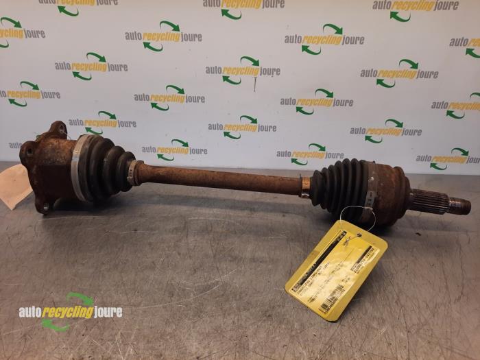 Gebrauchte Antriebswelle links vorne Suzuki Grand Vitara II (JT) 1.9 DDiS Preis € 24,99 Margenregelung angeboten von Autorecycling Joure B.V.