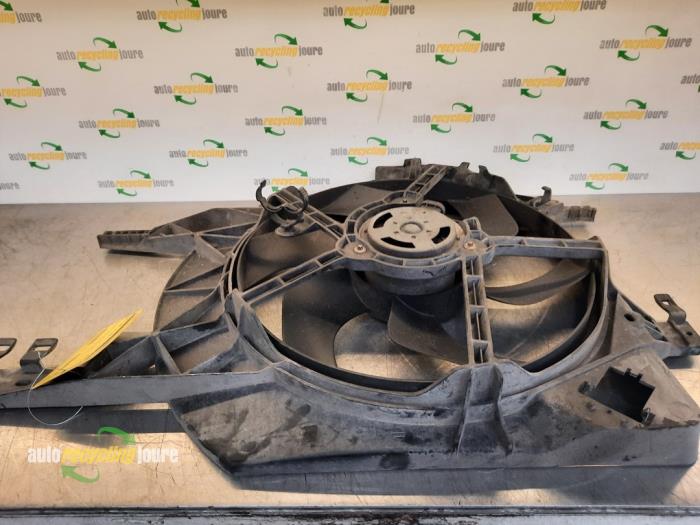 Opel Vivaro Cooling fans stock