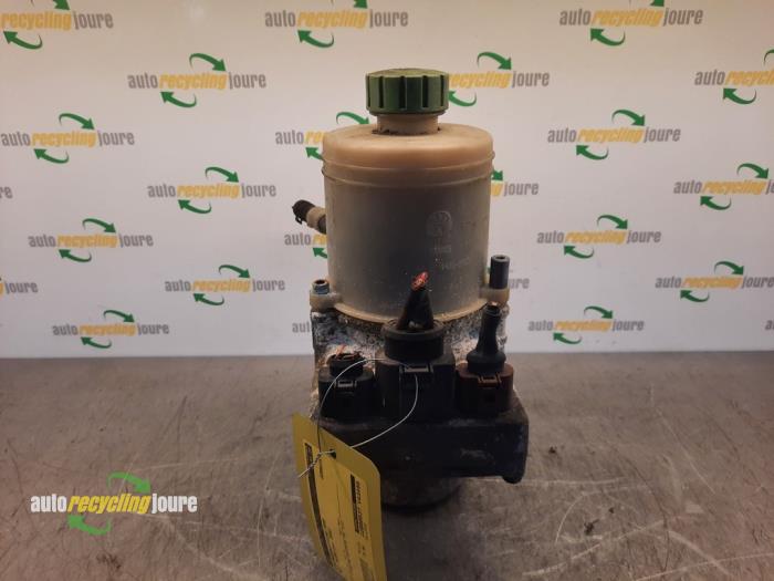 Power steering pump Seat III 1.4 16V 75 6Q0423155AE BBY TRW