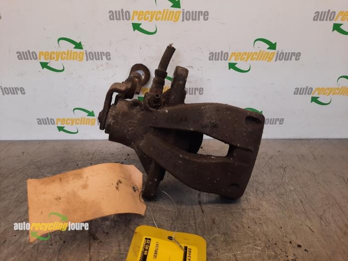 Gebrauchte Bremszange links hinten Fiat Stilo (192A/B) 1.2 16V 3-Drs. Preis € 17,50 Margenregelung angeboten von Autorecycling Joure B.V.