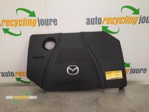Usagé Cache sous moteur Mazda 5 (CR19) 1.8i 16V Prix € 25,00 Règlement à la marge proposé par Autorecycling Joure B.V.