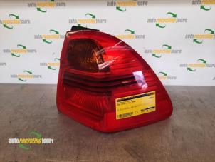 Used Taillight, right BMW 3 serie Touring (E91) 318i 16V Price € 30,00 Margin scheme offered by Autorecycling Joure B.V.