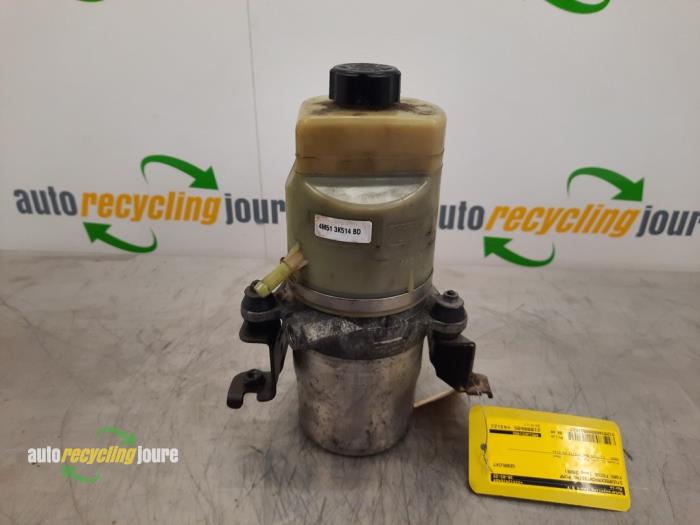 Gebrauchte Lenkkraftverstärker Pumpe Ford Focus 2 Wagon 2.0 16V Preis € 45,00 Margenregelung angeboten von Autorecycling Joure B.V.