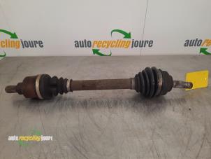 Used Front drive shaft, left Peugeot 308 (4A/C) 1.6 16V THP Autom. Price € 50,00 Margin scheme offered by Autorecycling Joure B.V.