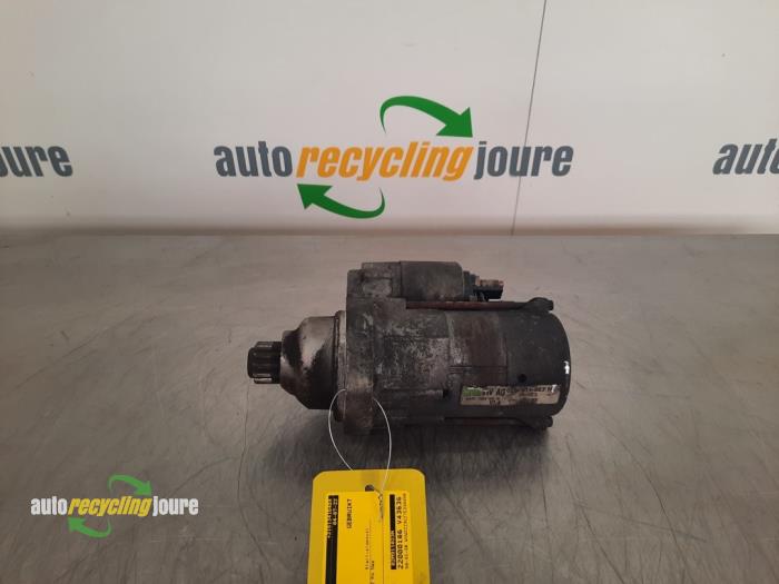 Used Starter Volkswagen Passat Variant (3C5) 2.0 TDI 16V 140 Price € 14,99 Margin scheme offered by Autorecycling Joure B.V.