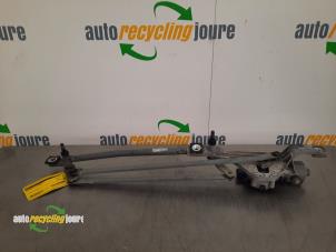 Used Wiper motor + mechanism Ford Focus 2 1.6 16V Price € 25,00 Margin scheme offered by Autorecycling Joure B.V.