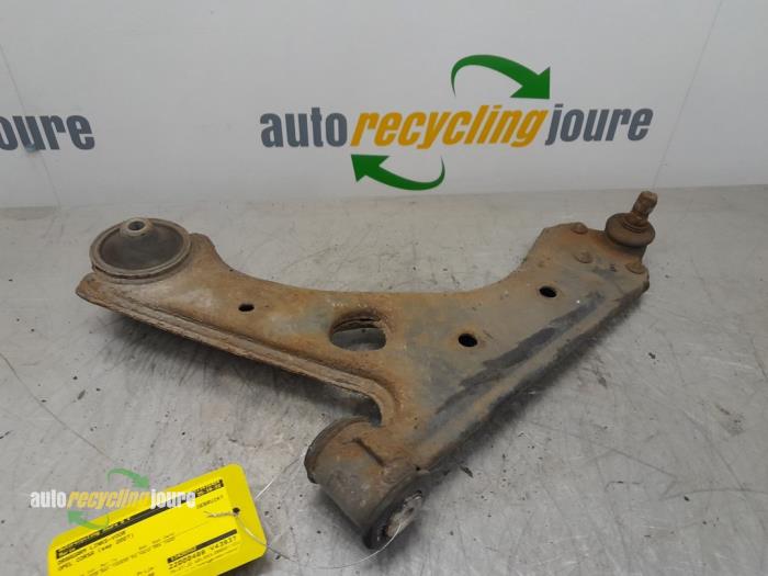 Front wishbone, left Opel Corsa D 1.2 16V - 13426552