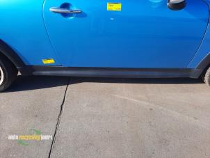 Used Sill, right Mini Mini Cooper S (R53) 1.6 16V Price on request offered by Autorecycling Joure B.V.