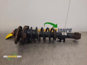 Used Rear shock absorber rod, left Mini Mini Cooper S (R53) 1.6 16V Price € 30,00 Margin scheme offered by Autorecycling Joure B.V.