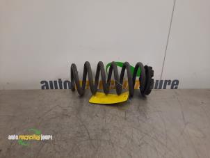 Used Rear coil spring Renault Clio IV Estate/Grandtour (7R) 1.5 Energy dCi 90 FAP Price € 20,00 Margin scheme offered by Autorecycling Joure B.V.