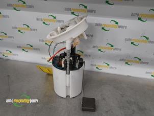 Used Electric fuel pump BMW 1 serie (E81) 116i 2.0 16V Price € 30,00 Margin scheme offered by Autorecycling Joure B.V.