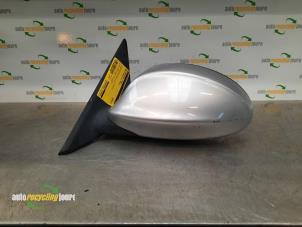 Used Wing mirror, left BMW 3 serie (E90) 318i 16V Price € 40,00 Margin scheme offered by Autorecycling Joure B.V.
