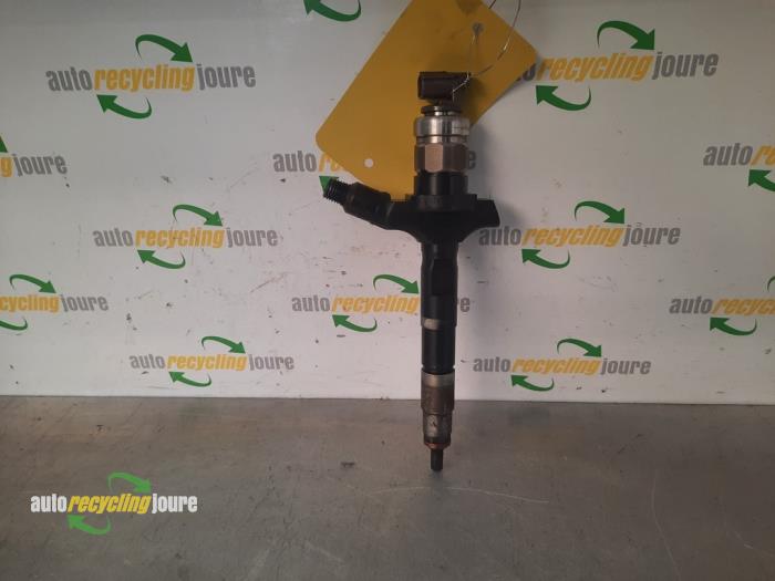 Usagé Injecteurs Opel Vectra II Estate 3.0 V6 CDTI 24V Prix € 49,99 Règlement à la marge proposé par Autorecycling Joure B.V.