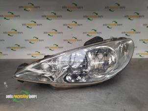 Used Headlight, left Peugeot 206 (2A/C/H/J/S) 1.4 XR,XS,XT,Gentry Price € 50,00 Margin scheme offered by Autorecycling Joure B.V.