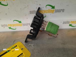 Used Heater resistor Dacia Lodgy (JS) 1.5 dCi FAP Price € 15,00 Margin scheme offered by Autorecycling Joure B.V.