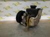 Power steering pump from a Mercedes-Benz C Combi (S203) 1.8 C-180K 16V 2004
