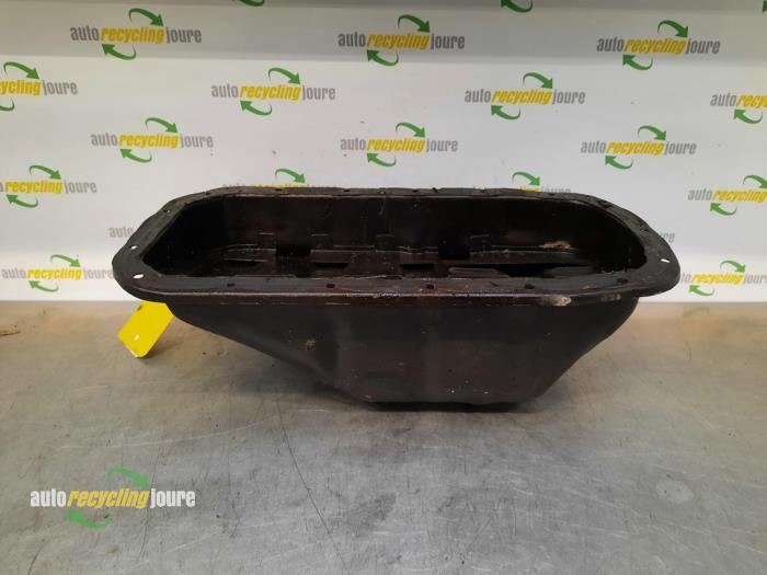 Sump from a Renault Twingo II (CN) 1.2 2008