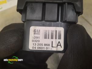 Used Light switch Opel Zafira (M75) 1.7 CDTi 16V Price € 20,00 Margin scheme offered by Autorecycling Joure B.V.