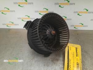 Used Heating and ventilation fan motor Opel Zafira (M75) 1.7 CDTi 16V Price € 35,00 Margin scheme offered by Autorecycling Joure B.V.