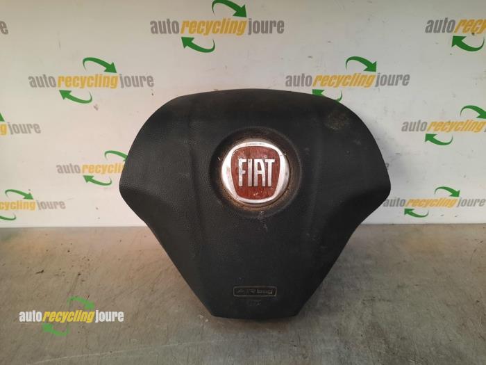 Left airbag (steering wheel) from a Fiat Doblo Cargo (263) 1.3 D Multijet 2014