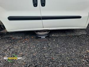 Used Sill, right Fiat Doblo Cargo (263) 1.3 D Multijet Price on request offered by Autorecycling Joure B.V.