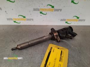 Used Injector (diesel) Peugeot 5008 I (0A/0E) 1.6 HDiF 16V Price € 50,00 Margin scheme offered by Autorecycling Joure B.V.