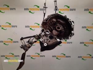 Gebrauchte Getriebe Opel Astra H (L48) 1.4 16V Twinport Preis € 175,00 Margenregelung angeboten von Autorecycling Joure B.V.