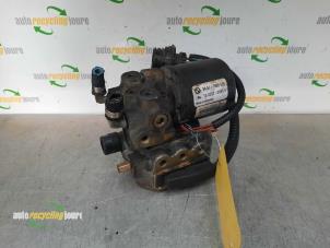 Used ABS pump BMW 3 serie (E36/4) 325i 24V Price on request offered by Autorecycling Joure B.V.