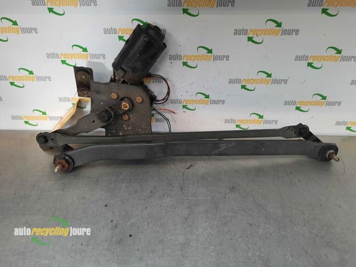 Fiat Seicento Wiper motor + mechanisms stock