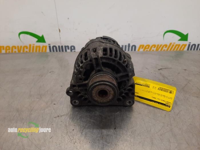 Gebrauchte Dynamo Skoda Fabia (6Y2) 1.9 TDi Preis € 34,99 Margenregelung angeboten von Autorecycling Joure B.V.