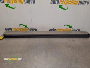 Used Luggage compartment cover Peugeot 206 CC (2D) 2.0 16V Price € 30,00 Margin scheme offered by Autorecycling Joure B.V.