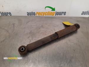 Used Rear shock absorber rod, right Volkswagen Transporter T5 2.5 TDi 4Motion Price € 25,00 Margin scheme offered by Autorecycling Joure B.V.