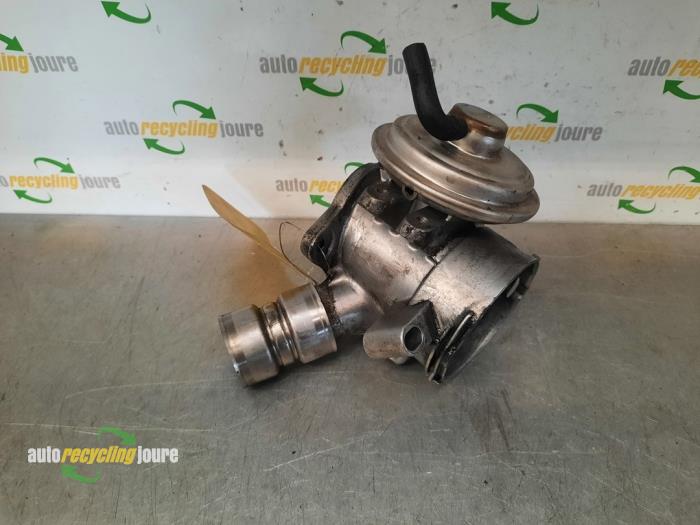 Gebrauchte AGR Ventil Mercedes ML I (163) 270 2.7 CDI 20V Preis € 29,99 Margenregelung angeboten von Autorecycling Joure B.V.