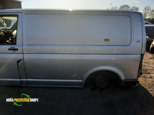 Used Rear side panel, left Volkswagen Transporter T5 2.5 TDi 4Motion Price on request offered by Autorecycling Joure B.V.