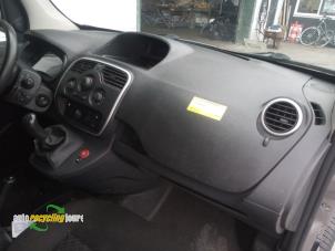 Used Dashboard Renault Kangoo Express (FW) 1.5 dCi 75 FAP Price € 125,00 Margin scheme offered by Autorecycling Joure B.V.