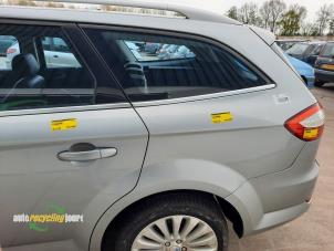 Used Rear side panel, left Ford Mondeo IV Wagon 2.0 TDCi 140 16V Price on request offered by Autorecycling Joure B.V.