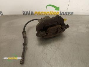 Used Front brake calliper, left Ford Focus C-Max 2.0 16V Price € 20,00 Margin scheme offered by Autorecycling Joure B.V.