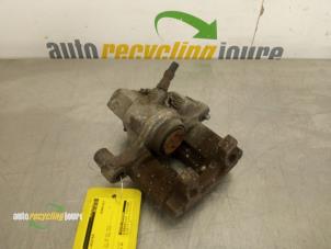 Used Rear brake calliper, left Ford Focus C-Max 2.0 16V Price € 30,00 Margin scheme offered by Autorecycling Joure B.V.