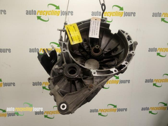 Gebrauchte Getriebe Ford Focus C-Max 2.0 16V Preis € 100,00 Margenregelung angeboten von Autorecycling Joure B.V.
