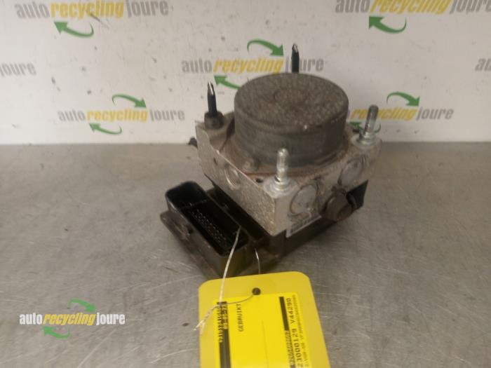 Begagnade ABS-pump Peugeot Bipper (AA) 1.4 HDi Pris € 29,99 Marginaltabell erbjuds av Autorecycling Joure B.V.