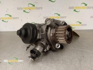 Used Mechanical fuel pump Renault Kangoo Express (FW) 1.5 dCi 75 FAP Price € 150,00 Margin scheme offered by Autorecycling Joure B.V.