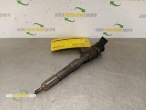 Used Injector (diesel) Renault Kangoo Express (FW) 1.5 dCi 75 FAP Price € 75,00 Margin scheme offered by Autorecycling Joure B.V.