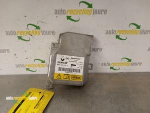 Usagé Module airbag Renault Kangoo Express (FW) 1.5 dCi 75 FAP Prix € 85,00 Règlement à la marge proposé par Autorecycling Joure B.V.
